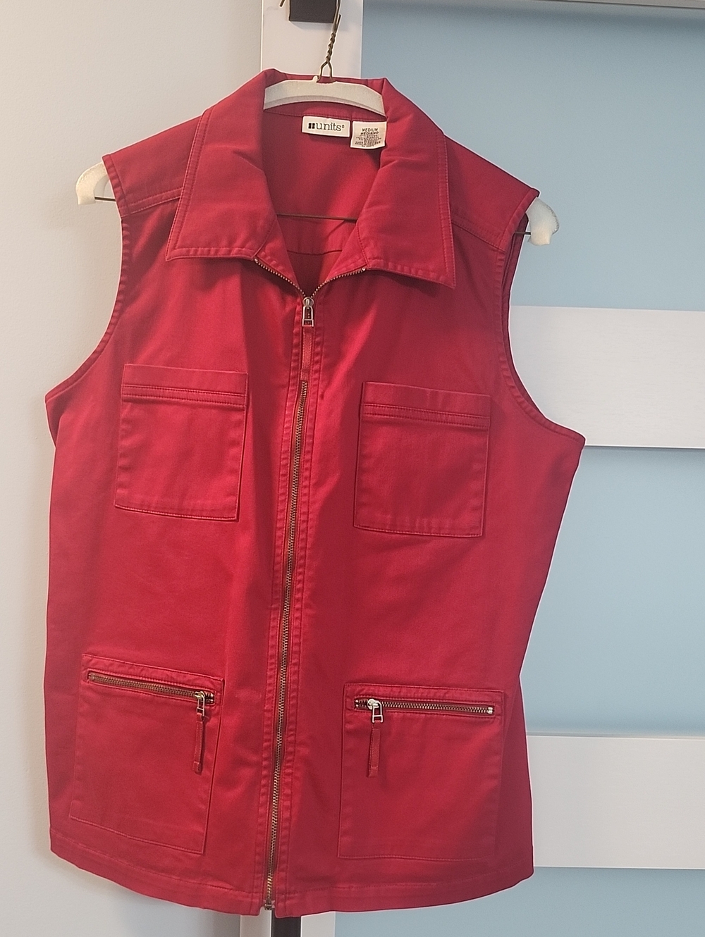 Units Red Sleeveless Zip-Front Utility Vest